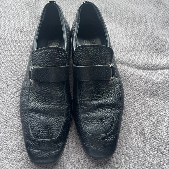 Salvatore Ferragamo pebbled leather Slip-On Leather Loafer black 8.5 - Picture 1 of 12